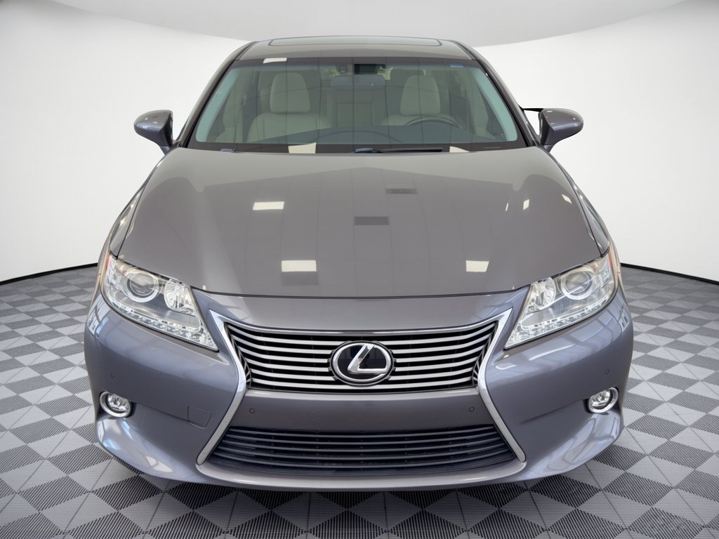 Used 2014 Lexus ES 350 w/ Luxury Package FWD image 6