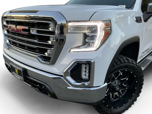 Used 2021 GMC Sierra 1500 SLT w/ SLT Premium Package image 9