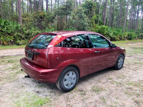 Used 2007 Ford Focus SE image 4