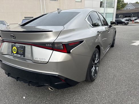 Used 2022 Lexus IS 350 F Sport image 8