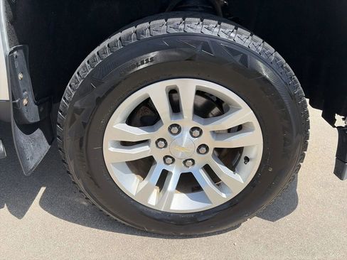 Used 2018 Chevrolet Silverado 1500 LT w/ All Star Edition AWD/4WD image 11