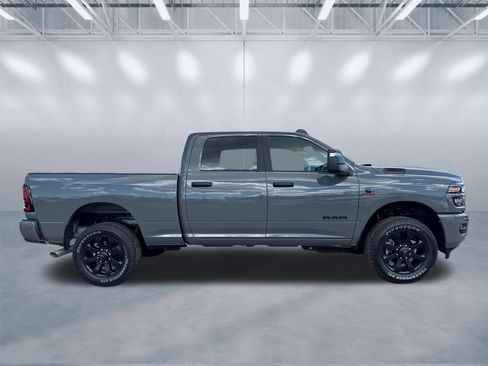 New 2026 RAM 2500 Big Horn AWD/4WD image 3