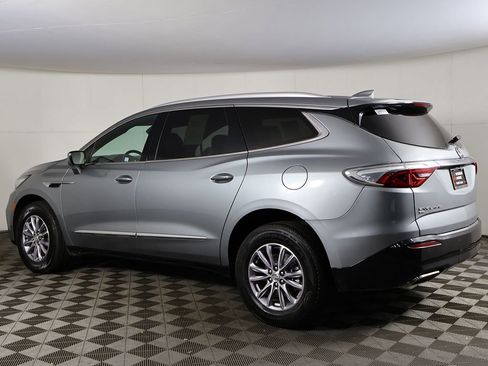 Used 2024 Buick Enclave Premium AWD/4WD image 9
