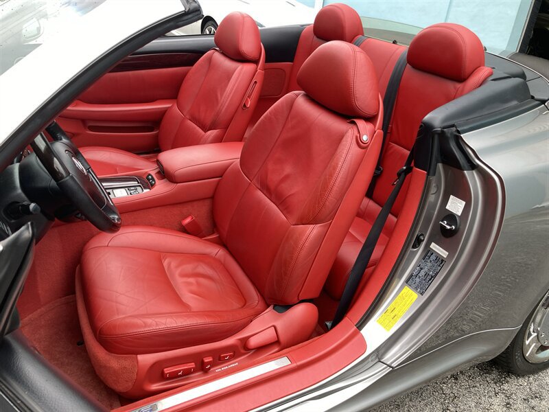 Used 2002 Lexus SC 430 Convertible RWD image 17