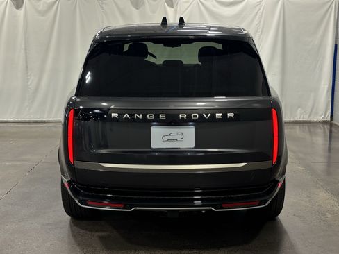 New 2026 Land Rover Range Rover Long Wheelbase SE AWD/4WD image 8