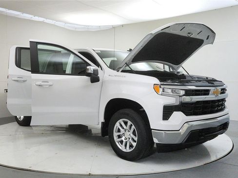 Used 2023 Chevrolet Silverado 1500 LT image 10