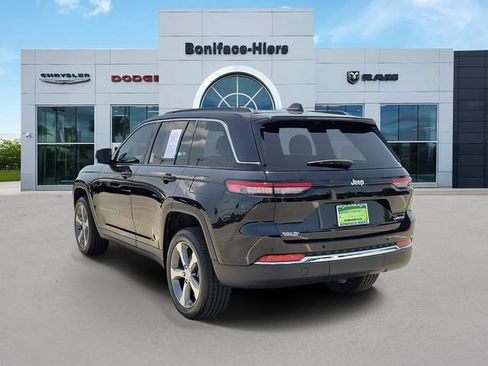 Used 2025 Jeep Grand Cherokee Limited RWD image 4
