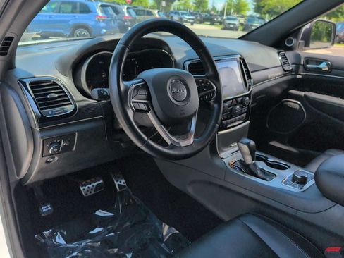 Used 2020 Jeep Grand Cherokee High Altitude AWD/4WD image 10