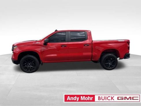 Used 2022 Chevrolet Silverado 1500 Custom Trail Boss AWD/4WD image 11