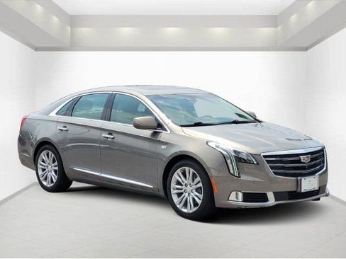 Used 2019 Cadillac XTS Luxury w/ Driver Awareness Package FWD image 1