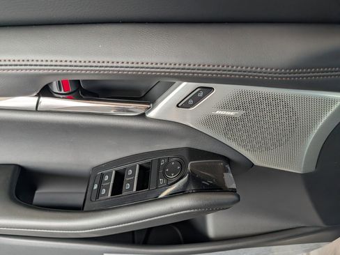 New 2026 MAZDA MAZDA3 Hatchback w/Premium Plus Pkg image 16