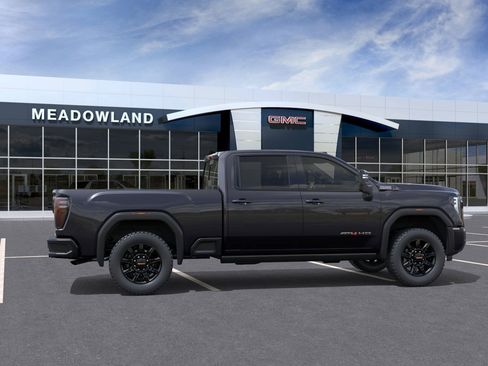 New 2026 GMC Sierra 2500 AT4 w/ AT4 Premium Plus Package image 5