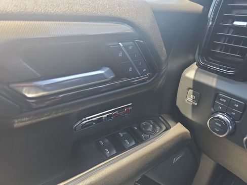 Used 2022 GMC Sierra 1500 AT4 w/ AT4 Preferred Package AWD/4WD image 25