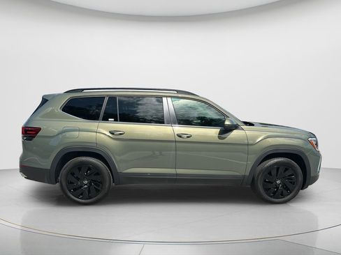 New 2026 Volkswagen Atlas SE FWD image 3