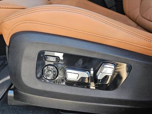 New 2026 BMW X5 M60i image 4