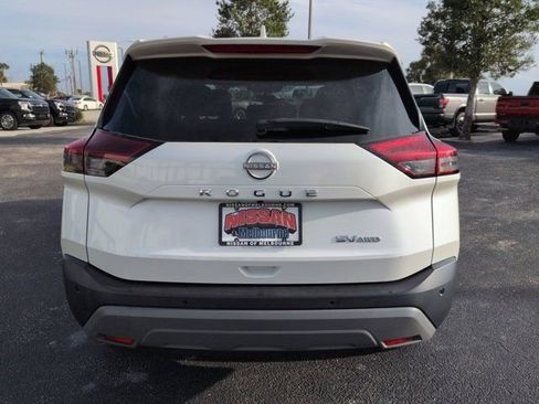 Used 2023 Nissan Rogue SV AWD/4WD image 6