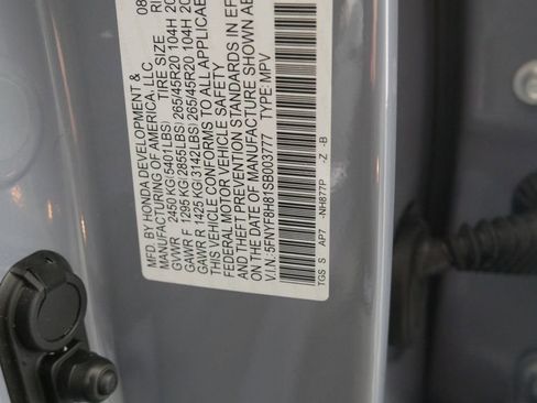 Used 2025 Honda Passport Black Edition image 18