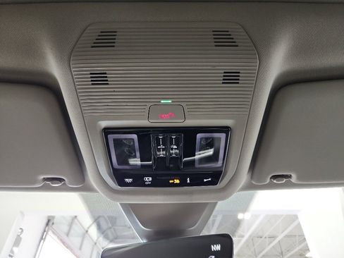 New 2026 Volkswagen Atlas Peak Edition AWD/4WD image 28