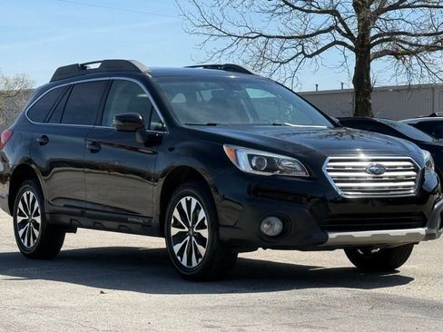 Used 2017 Subaru Outback 2.5i Limited AWD/4WD image 7
