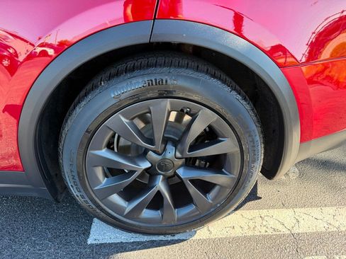 Used 2023 Tesla Model X image 36