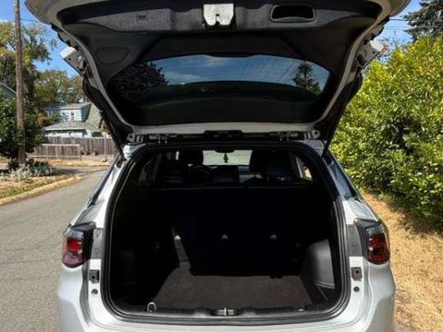Used 2025 Jeep Compass Limited AWD/4WD image 9