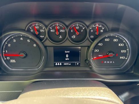 Used 2024 Chevrolet Silverado 2500 Custom AWD/4WD image 29