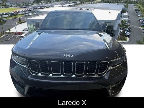 Certified 2025 Jeep Grand Cherokee Laredo X image 10
