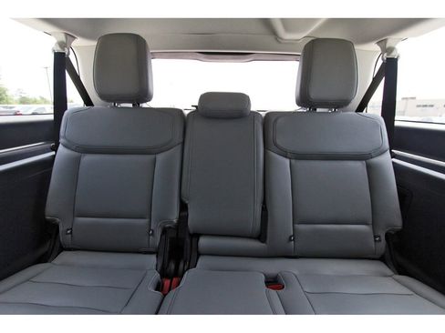 Certified 2025 Ford Expedition Max Active image 16