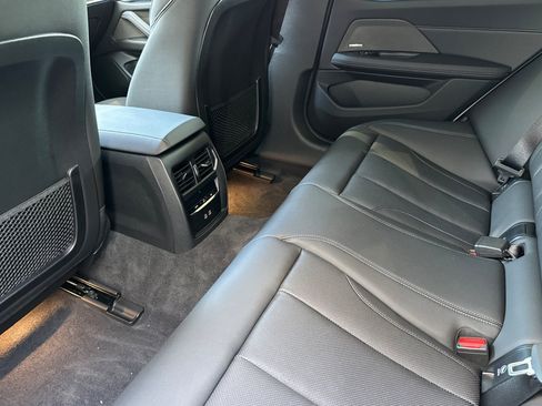 Used 2023 BMW i4 eDrive40 w/ Premium Package RWD image 15