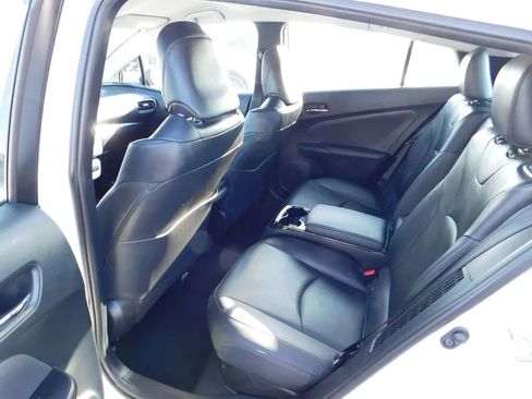 Used 2018 Toyota Prius Prime Advanced image 9