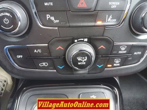 Used 2017 Jeep Compass Limited AWD/4WD image 22