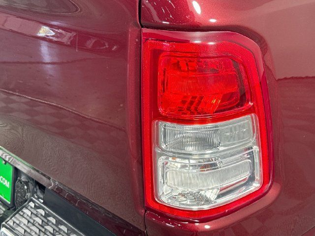 Used 2019 RAM 1500 Big Horn RWD image 31