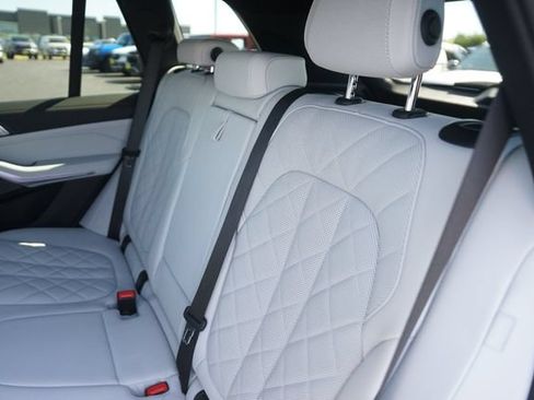 Used 2024 BMW X5 sDrive40i w/ Premium Package RWD image 14