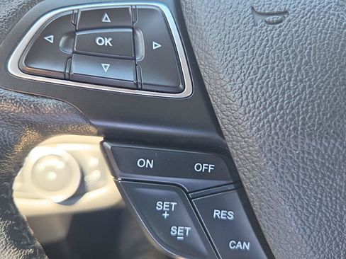 Used 2017 Ford Escape Titanium AWD/4WD image 12
