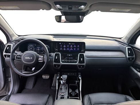 Used 2023 Kia Sorento SX Prestige AWD/4WD image 10