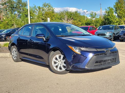 Used 2024 Toyota Corolla LE image 31