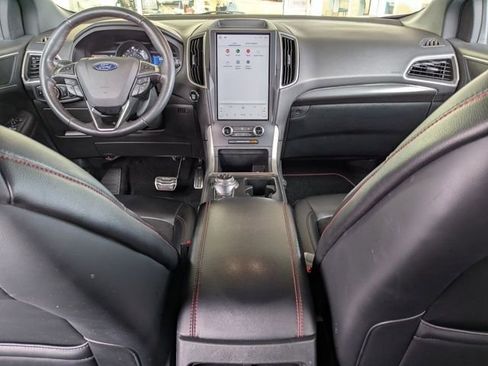 Used 2024 Ford Edge ST-Line image 4