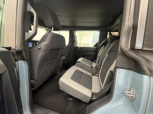 Used 2022 Ford Bronco 4-Door AWD/4WD image 12