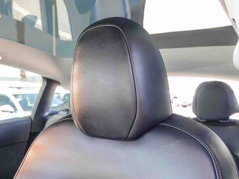 Used 2023 Tesla Model Y Long Range image 25