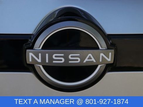 Used 2025 Nissan Pathfinder SV AWD/4WD image 9