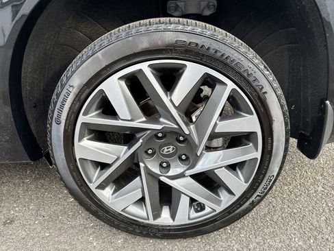 Used 2023 Hyundai Santa Fe Calligraphy w/ Winter Weather Package image 19