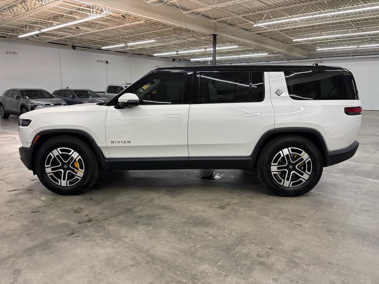 Used 2023 Rivian R1S Adventure Quad AWD/4WD image 12