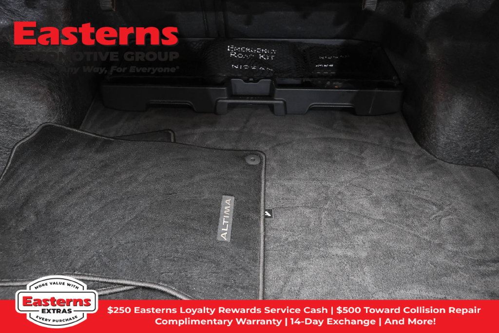 Used 2023 Nissan Altima 2.5 SL AWD/4WD image 10