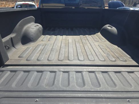 Used 2018 RAM 2500 Power Wagon w/ Luxury Group image 15