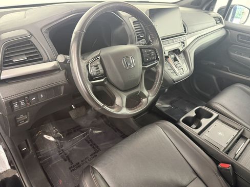 Used 2025 Honda Odyssey Sport-L image 18