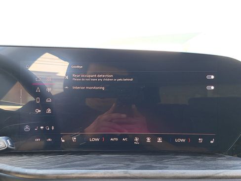 Certified 2025 Audi Q5 2.0T Premium Plus w/ Premium Plus image 27