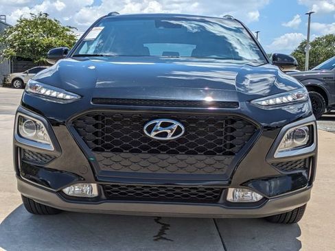 Used 2020 Hyundai Kona SEL Plus FWD image 3