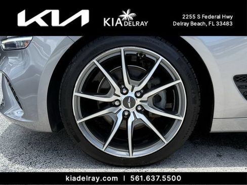 Used 2022 Genesis G70 2.0T w/ Prestige Package RWD image 34