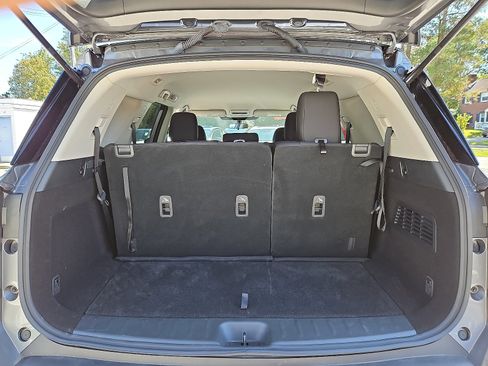 Certified 2024 Nissan Pathfinder S image 28