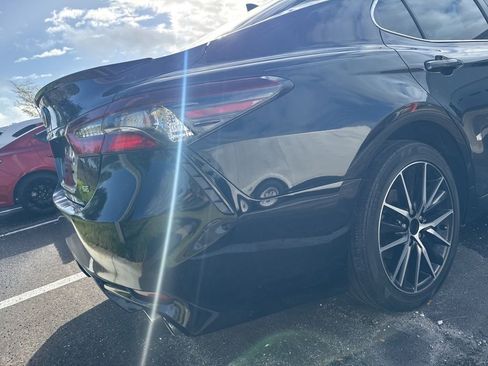 Used 2024 Toyota Camry SE FWD image 6